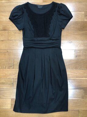 BCBGMAXAZRIA Short Puff Sleeve Lace Bodice Black Dress With Pleats Size 2